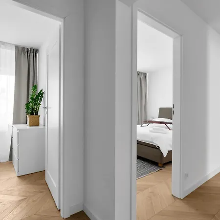 Rakowiec Stylish By Bookinghost Varşova