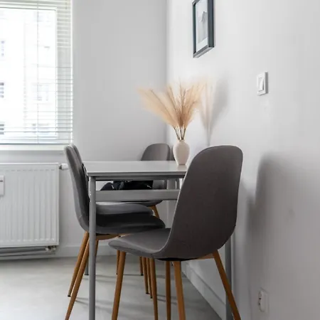 Apartmán Rakowiec Stylish By Bookinghost *