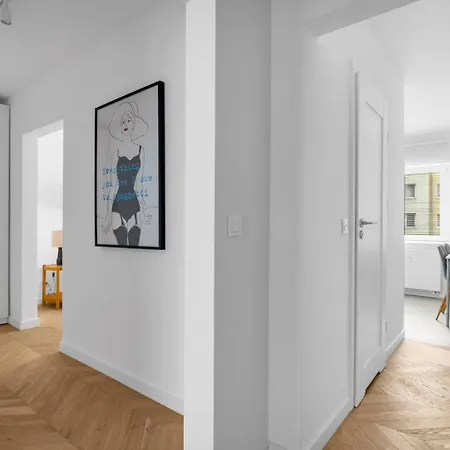 Apartment Rakowiec Stylish By Bookinghost *