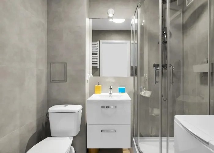 Apartment Rakowiec Stylish By Bookinghost